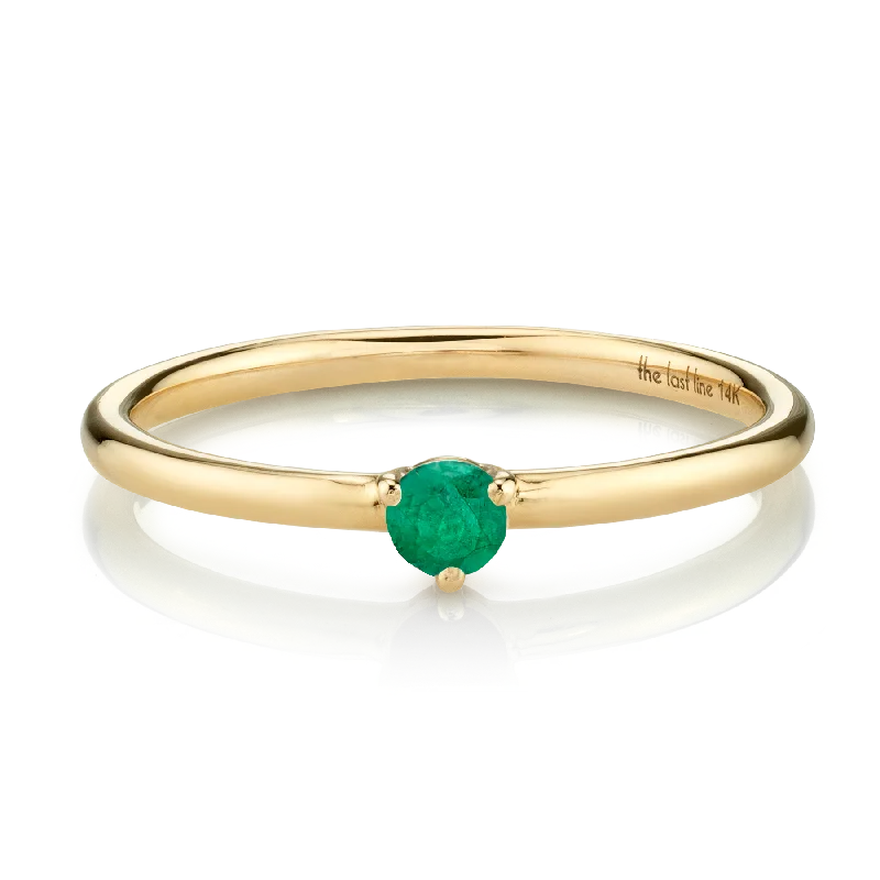 Solitaire Ring - Emerald / 14k Yellow Gold