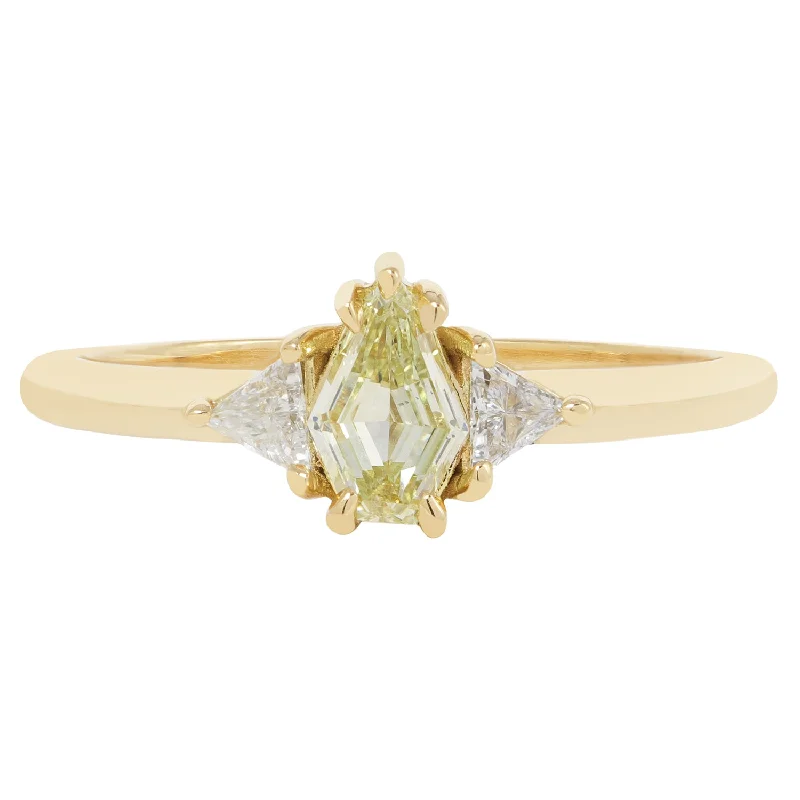 Buttercup Three Diamond Ring