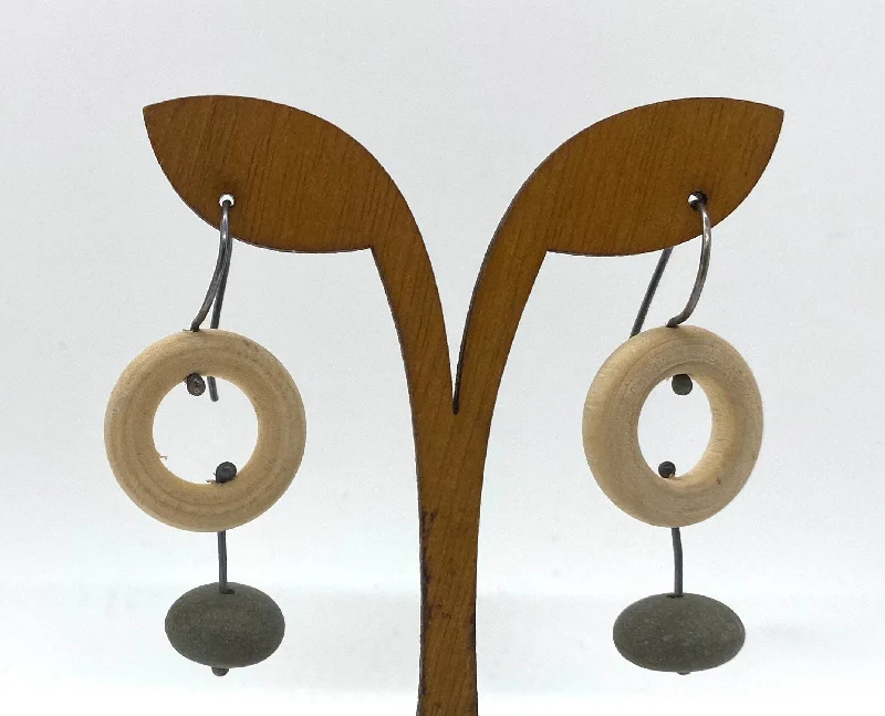 Chic Cuff Earrings-Wood Circle Rock Earrings