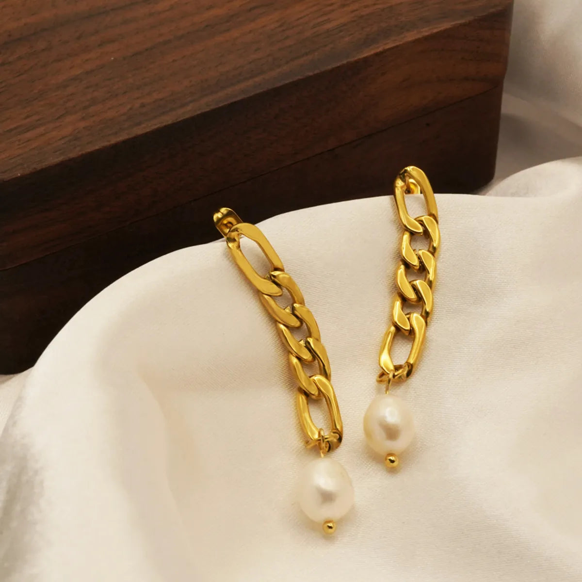 1 Pair Retro Solid Color Plating Stainless Steel Gold Plated Ear Studs