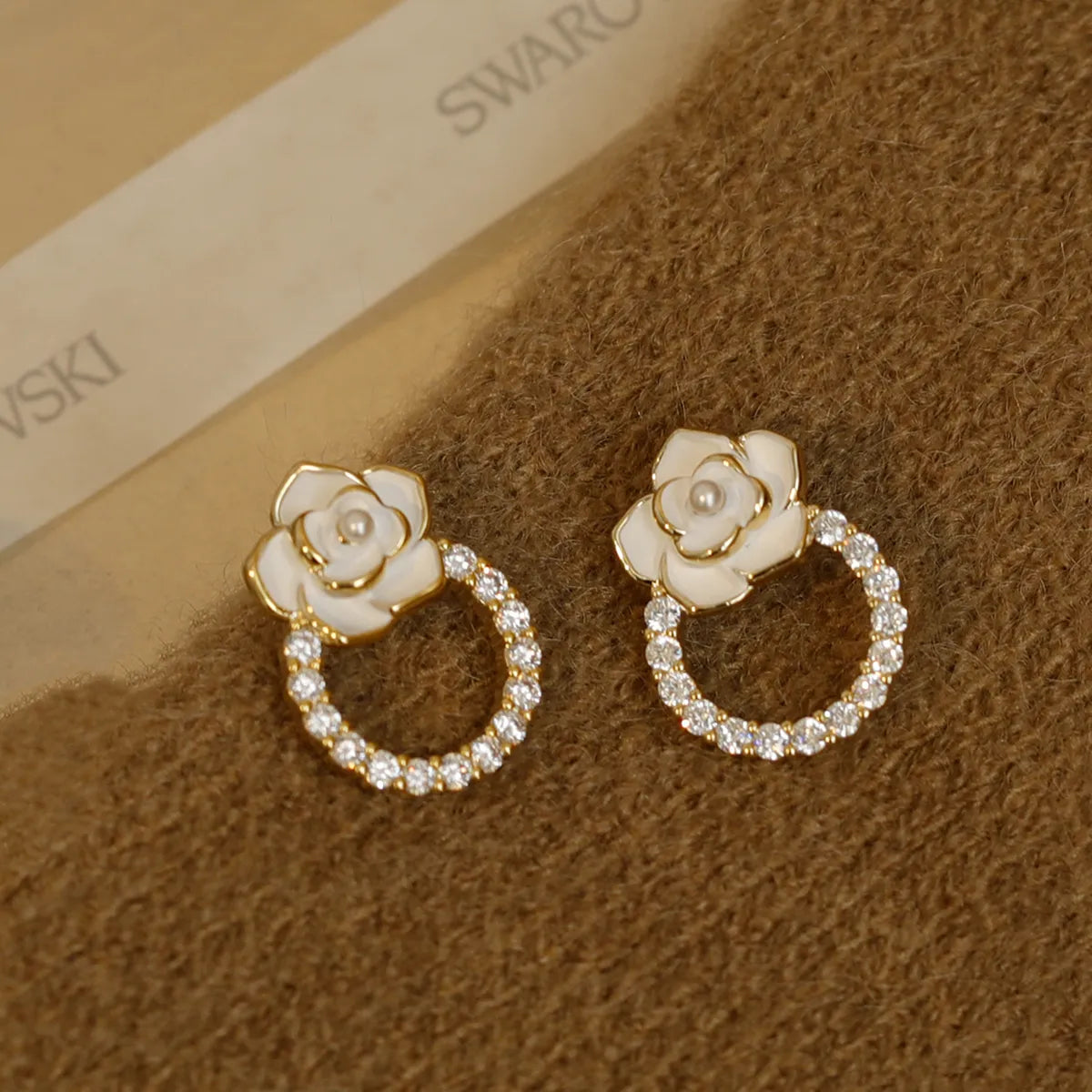 1 Pair Simple Style Classic Style Flower Inlay Copper Zircon 18K Gold Plated Ear Studs