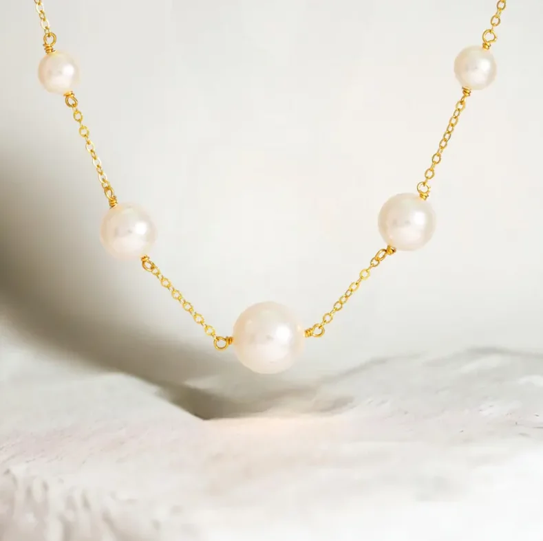 Gold Circle Pendant Necklace-Link Swarovski Fresh Water Pearl Necklace