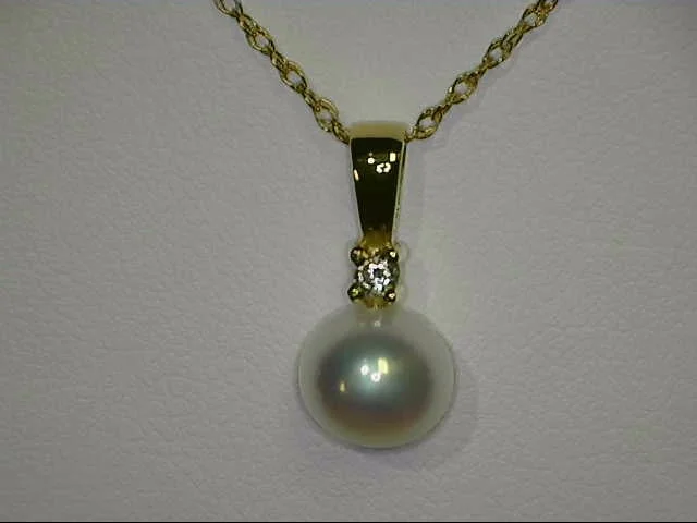 Simple Pendant Necklace-14K Yellow Gold Pearl and Diamond Pendant Necklace