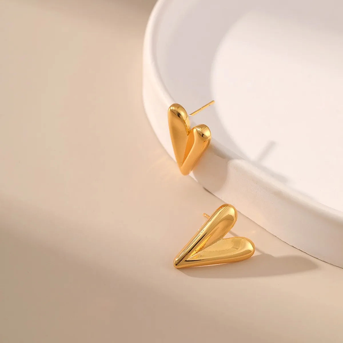 1 Pair Ig Style Simple Style Heart Shape Plating Stainless Steel 18k Gold Plated Ear Studs