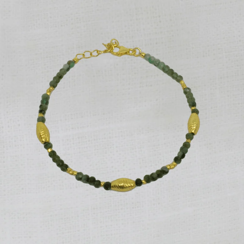 Boho Beaded Bracelet-Gold and Emerald Textured Bead Bracelet